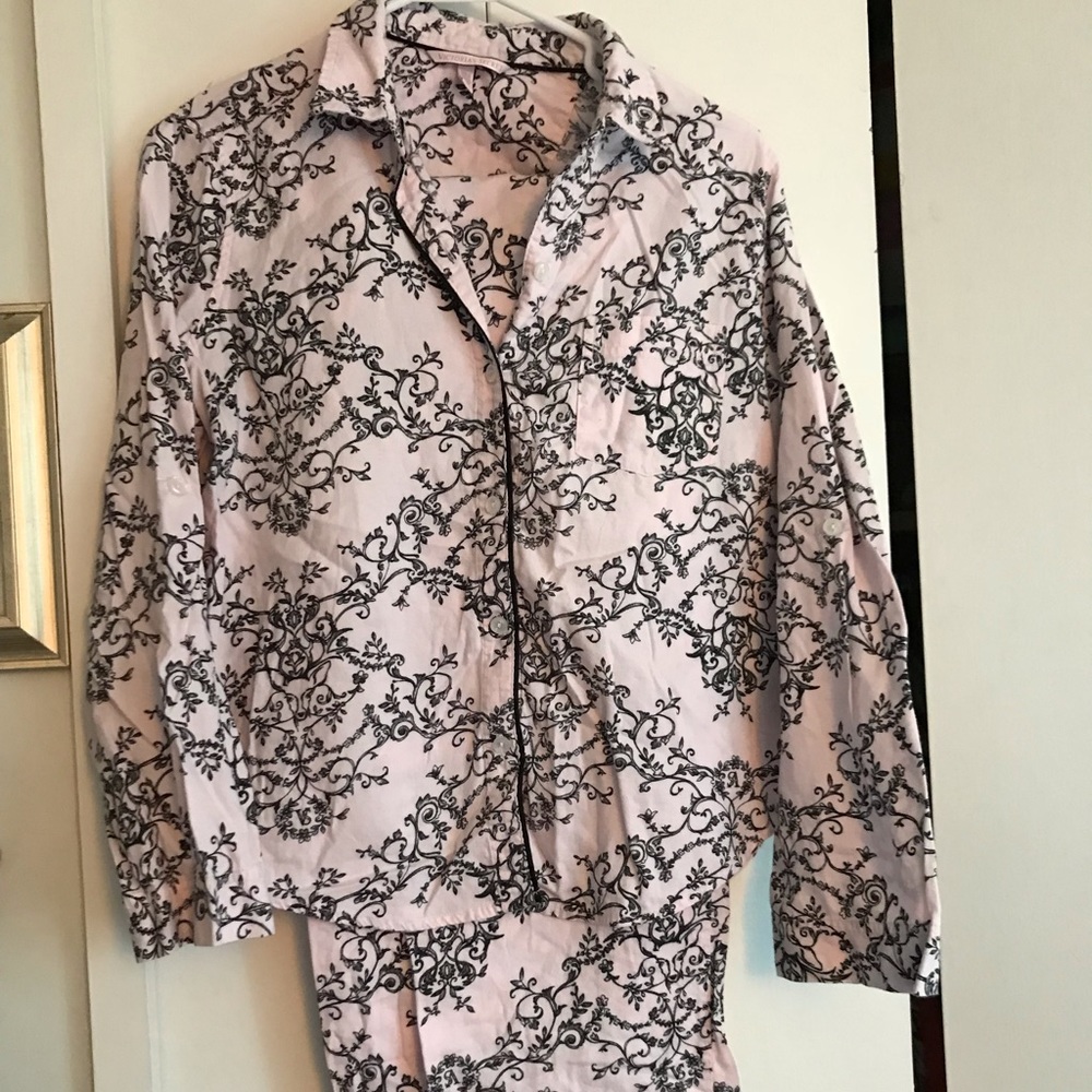 Petite VICTORIA’S SECRET FLANNEL PAJAMAS SET